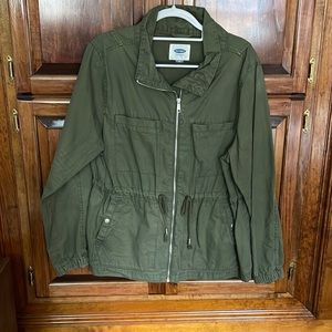 NWOT Olive Green Zip Up Military/Cargo Jacket with Cinched Waist